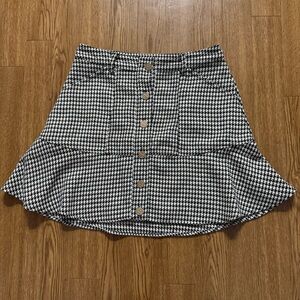 Draper James Black and White Houndstooth Skirt